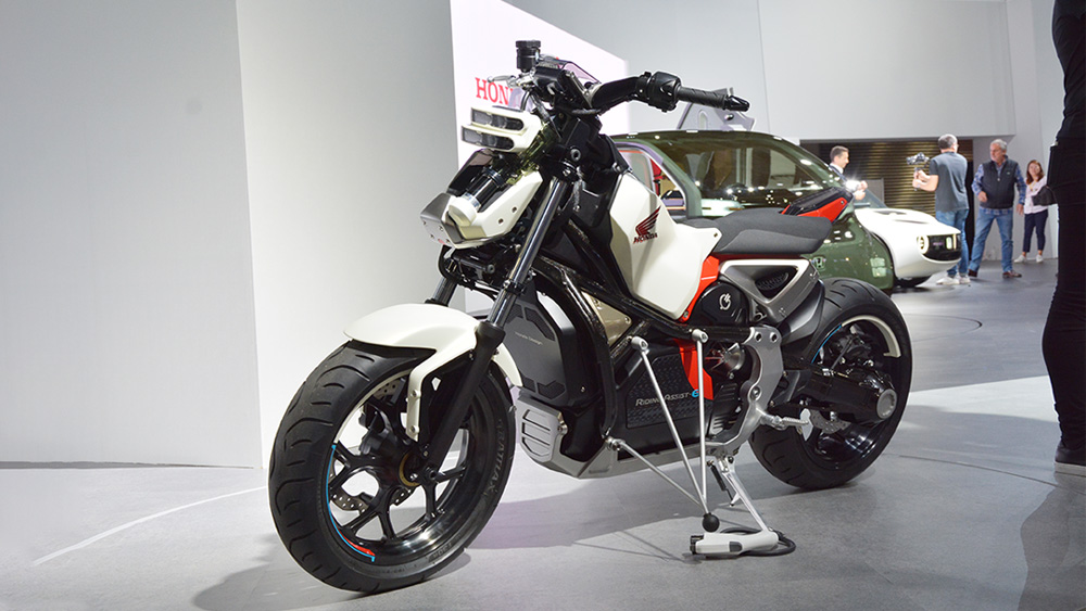 Honda-Riding-Electric Bike