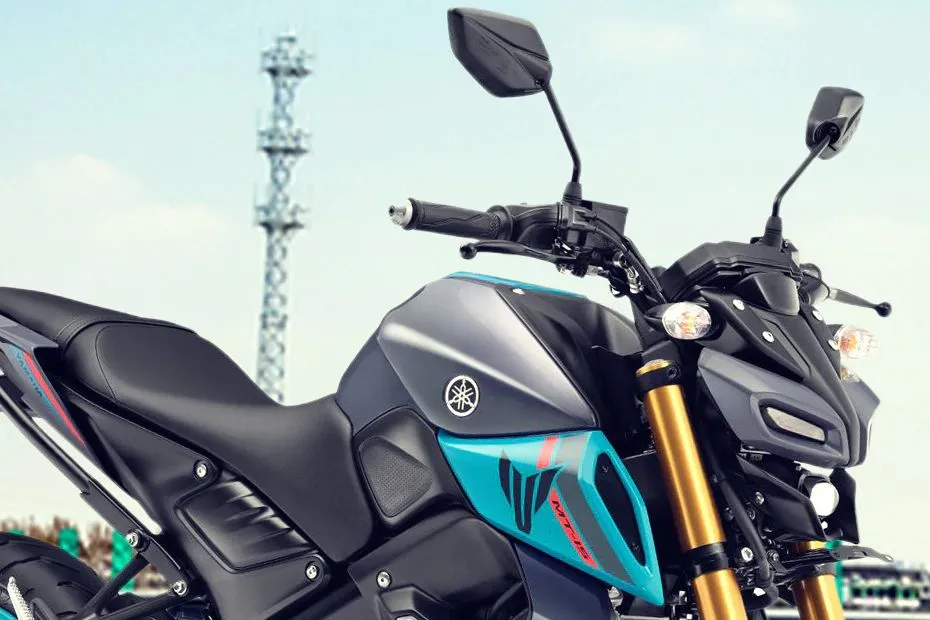 yamaha-mt-15-fuel-tank-view