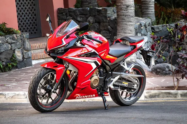Honda CBR500R front-left-view