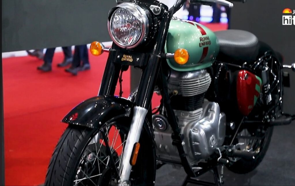 Royal Enfield Classic 350 Front View