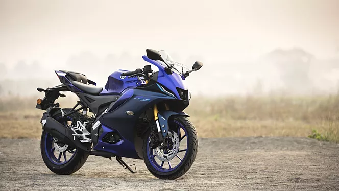 Yamaha R15 V4 Best Offer